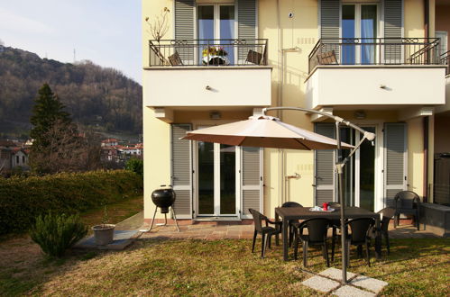 Foto 1 - Apartment mit 2 Schlafzimmern in Gravedona ed Uniti mit blick auf die berge