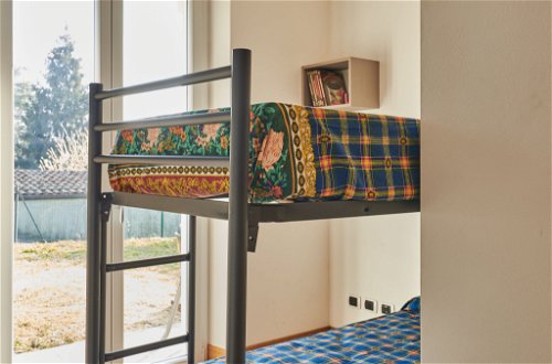 Foto 16 - Apartment mit 2 Schlafzimmern in Gravedona ed Uniti mit blick auf die berge
