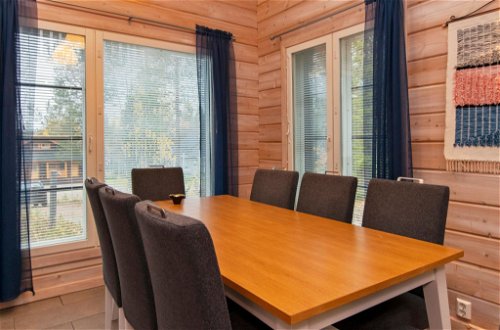 Foto 8 - Casa de 3 habitaciones en Pelkosenniemi con sauna y vistas a la montaña