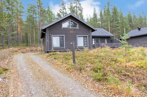 Foto 1 - Casa de 3 habitaciones en Pelkosenniemi con sauna y vistas a la montaña