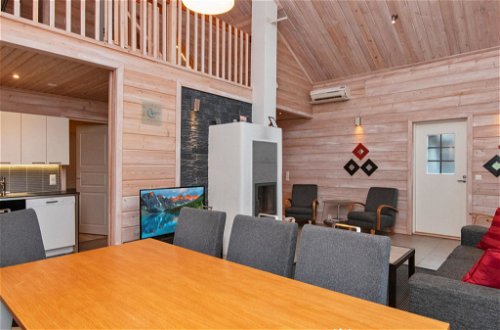 Foto 7 - Casa de 3 habitaciones en Pelkosenniemi con sauna y vistas a la montaña