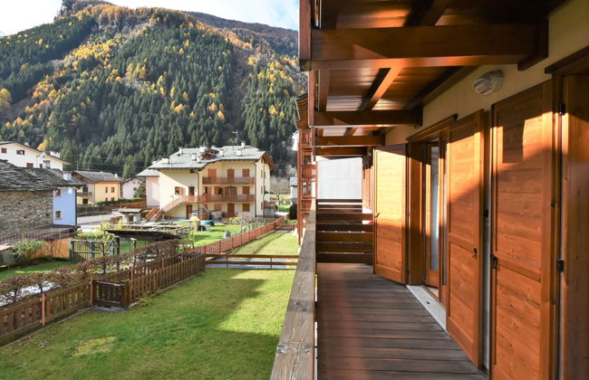 Apartamento de 2 quartos em Campodolcino com jardim e terraço - Foto 5