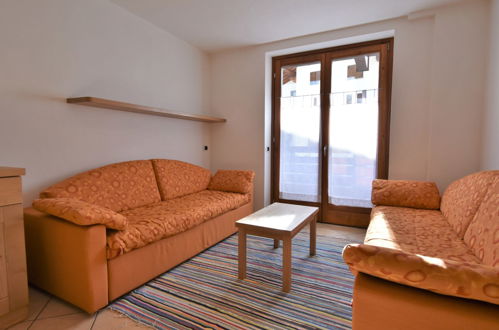 Photo 10 - 1 bedroom Apartment in Campodolcino with terrace and mountain view