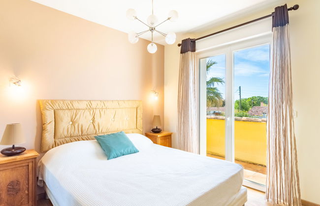 Casa con 3 camere da letto a Bormes-les-Mimosas con piscina privata e giardino - Foto 11