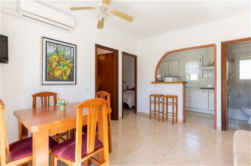Photo 6 - 2 bedroom Apartment in Castelló d'Empúries with swimming pool and sea view