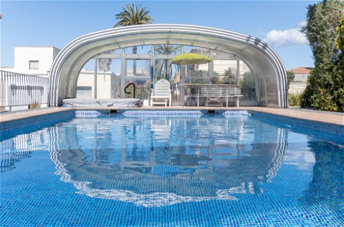 Foto 32 - Apartamento de 2 quartos em Castelló d'Empúries com piscina e vistas do mar