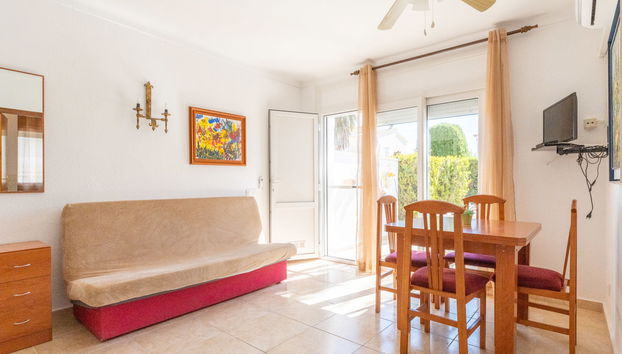 Apartment mit 3 Schlafzimmern in Castelló d'Empúries mit schwimmbad und garten - Foto 3
