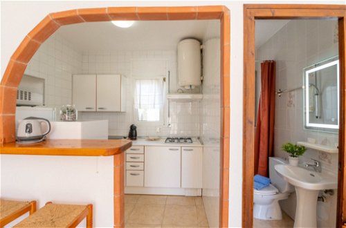 Foto 10 - Apartamento de 2 habitaciones en Castelló d'Empúries con piscina y vistas al mar