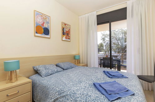 Foto 5 - Apartamento de 2 quartos em Lloret de Mar com piscina e jardim