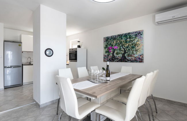 Casa de 5 quartos em Ražanac com piscina privada e jardim - Foto 9