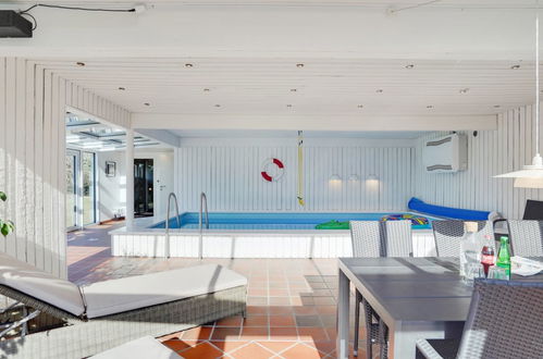 Photo 2 - Maison de 6 chambres à Frøstrup avec piscine privée et terrasse