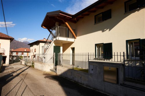 Foto 29 - Apartment mit 2 Schlafzimmern in Dongo mit garten und blick auf die berge