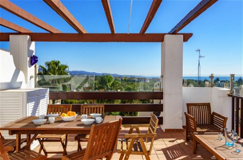 Foto 2 - Appartamento con 3 camere da letto a Marbella con piscina e vista mare