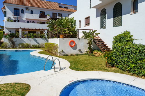 Foto 23 - Apartment mit 3 Schlafzimmern in Marbella mit schwimmbad und blick aufs meer
