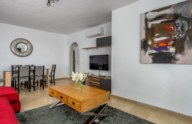 Apartamento de 4 quartos em Marbella com piscina e terraço - Foto 6