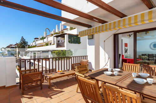 Foto 20 - Apartamento de 3 quartos em Marbella com piscina e vistas do mar