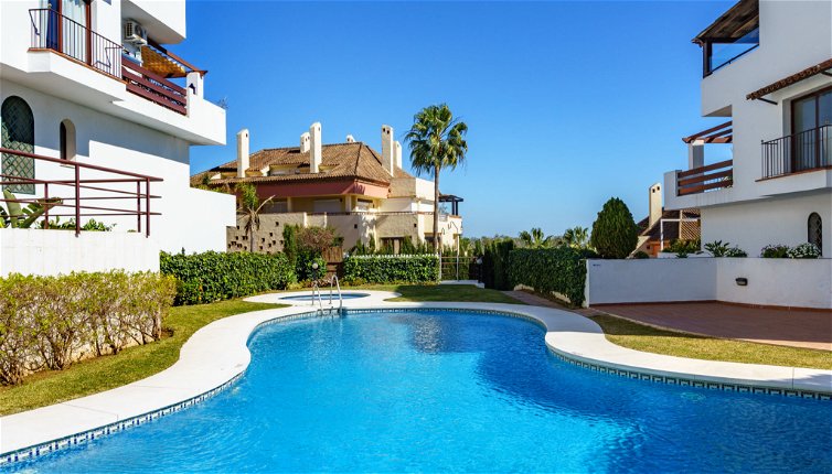 Foto 1 - Apartamento de 3 quartos em Marbella com piscina e vistas do mar