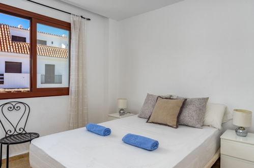 Foto 17 - Apartamento de 3 habitaciones en Marbella con piscina y vistas al mar