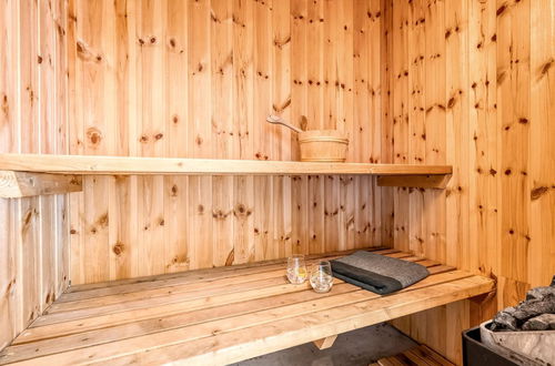 Foto 19 - Casa de 4 quartos em Tarm com sauna