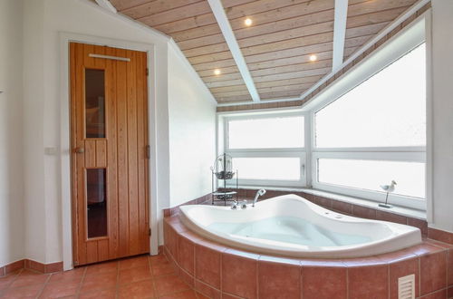 Foto 7 - Casa con 4 camere da letto a Hirtshals con terrazza e sauna