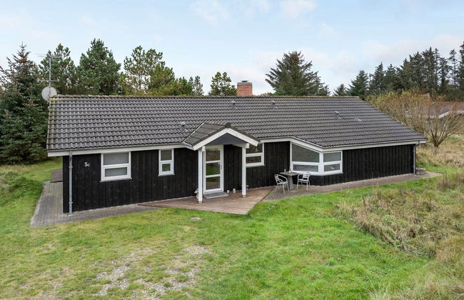 Casa de 4 quartos em Hirtshals com terraço e sauna - Foto 1