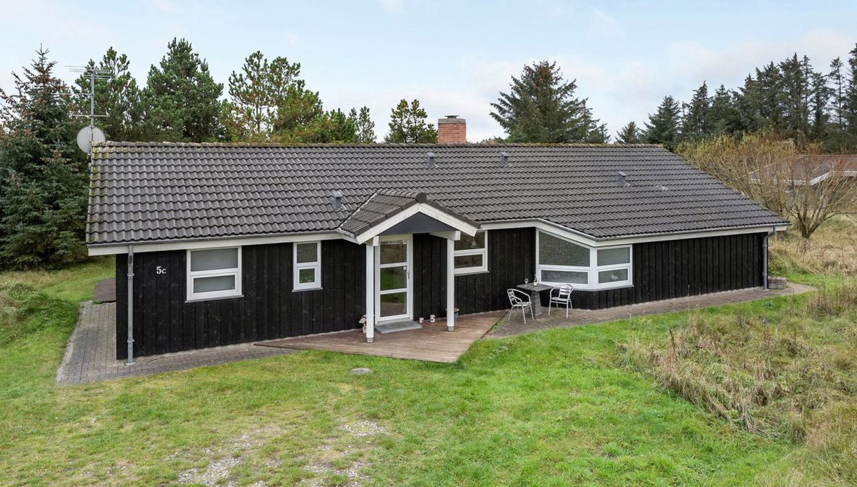 Casa de 4 quartos em Hirtshals com terraço e sauna - Foto 1