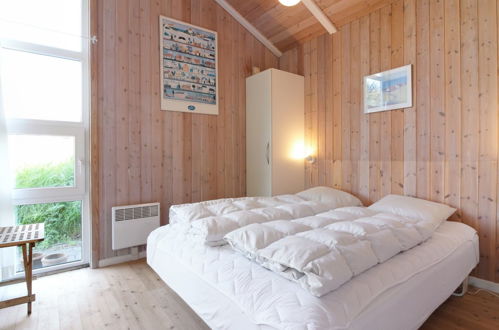 Foto 11 - Casa con 4 camere da letto a Hirtshals con terrazza e sauna