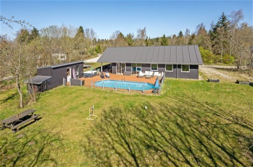 Foto 21 - Casa de 3 quartos em Glesborg com piscina privada e terraço