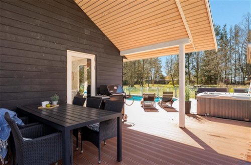 Foto 15 - Casa de 3 quartos em Glesborg com piscina privada e terraço