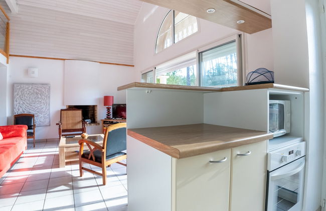 Casa de 3 quartos em Lacanau com piscina privada e jardim - Foto 10