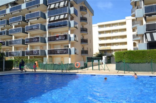 Foto 15 - Apartment mit 2 Schlafzimmern in Vila-seca mit schwimmbad und blick aufs meer