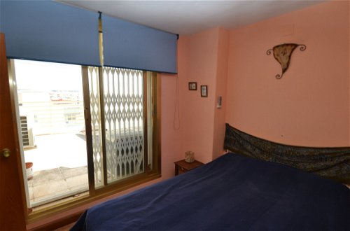 Foto 5 - Appartamento con 2 camere da letto a Salou con piscina e vista mare