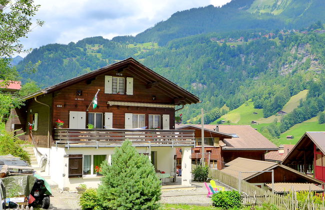 Apartamento de 2 quartos em Lauterbrunnen com jardim e terraço - Foto 1