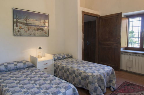 Foto 18 - Casa con 5 camere da letto a Narni con piscina