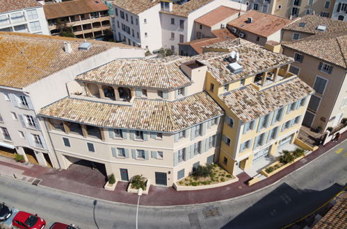 Foto 20 - Apartamento de 2 quartos em Saint-Tropez com vistas do mar