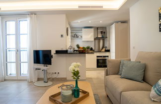 Foto 2 - Apartamento de 1 quarto em Saint-Tropez com vistas do mar