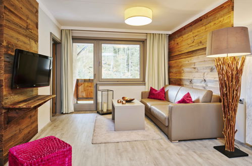 Foto 7 - Apartamento de 3 quartos em Saalbach-Hinterglemm com sauna