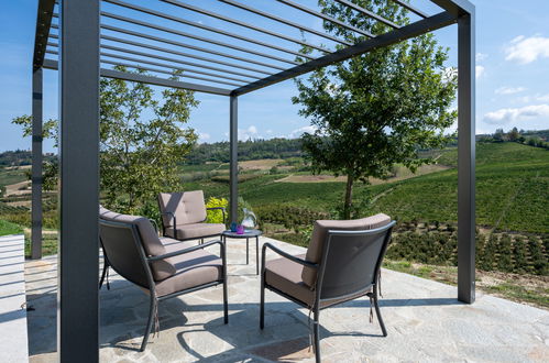 Photo 34 - Maison de 2 chambres à Costigliole d'Asti avec piscine et jardin