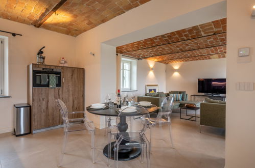 Foto 17 - Haus mit 6 Schlafzimmern in Costigliole d'Asti mit privater pool und garten