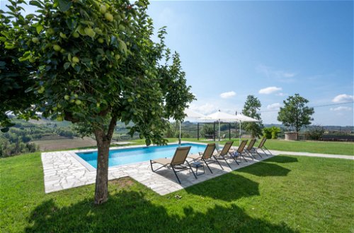 Photo 39 - Maison de 6 chambres à Costigliole d'Asti avec piscine privée et jardin