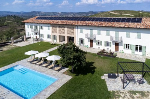 Foto 30 - Haus mit 2 Schlafzimmern in Costigliole d'Asti mit schwimmbad und garten