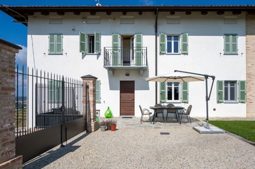 Foto 31 - Casa de 2 habitaciones en Costigliole d'Asti con piscina y jardín