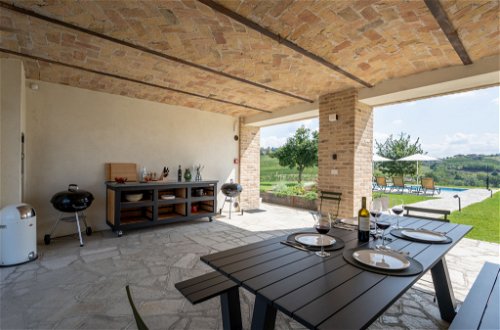 Foto 36 - Casa de 2 habitaciones en Costigliole d'Asti con piscina y jardín
