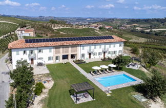 Foto 3 - Casa de 2 habitaciones en Costigliole d'Asti con piscina y jardín