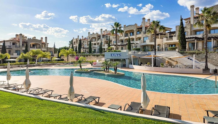 Foto 1 - Apartamento de 2 quartos em Loulé com piscina e jardim