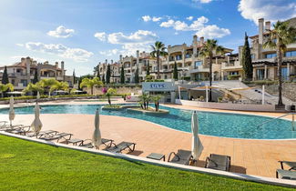 Foto 1 - Apartamento de 2 quartos em Loulé com piscina e jardim
