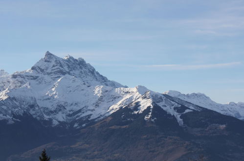 Foto 4 - Apartamento de 2 habitaciones en Ollon con vistas a la montaña