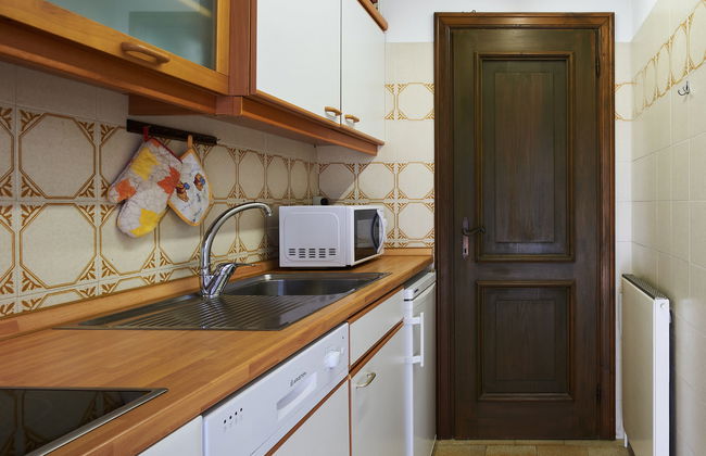 Apartamento de 2 quartos em Porto Valtravaglia com piscina e jardim - Foto 9