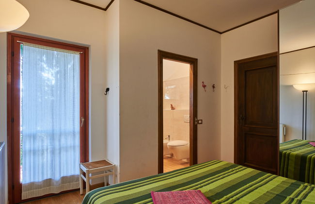 Apartamento de 2 quartos em Porto Valtravaglia com piscina e jardim - Foto 14