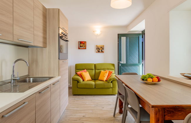 Appartement de 4 chambres à Novate Mezzola avec jardin et terrasse - Photo 2